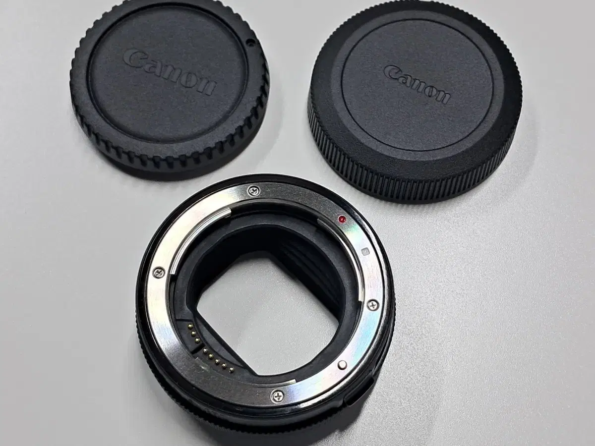 Carl Zeiss Sonnar T* 140mm F2.8 Lens | 브랜드 중고거래 플랫폼
